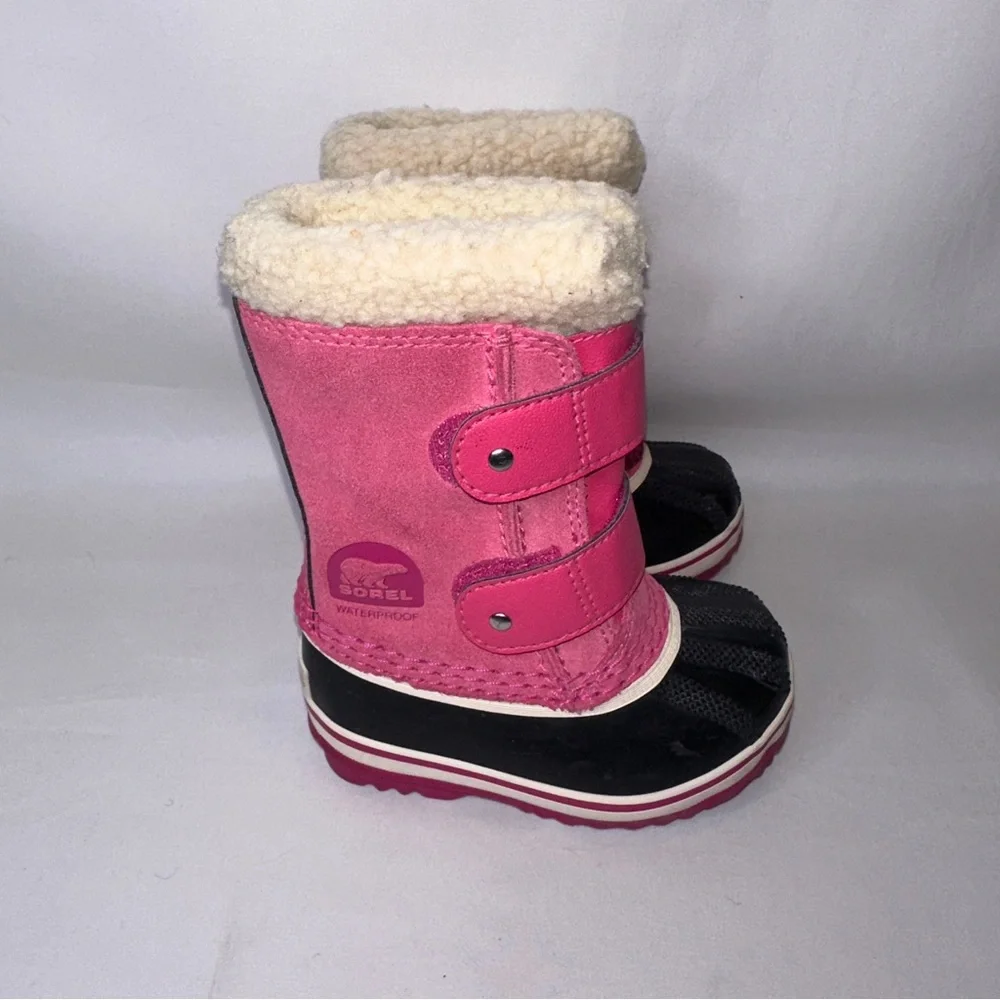 Sorel Children’s 1964 Pac Strap Waterproof Snow Boot Size 5